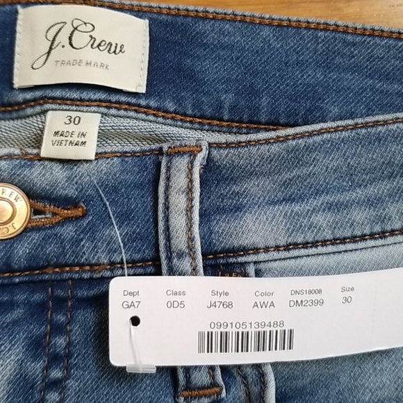 J Crew | 9" high-rise toothpick jean - Picture 3 of 7